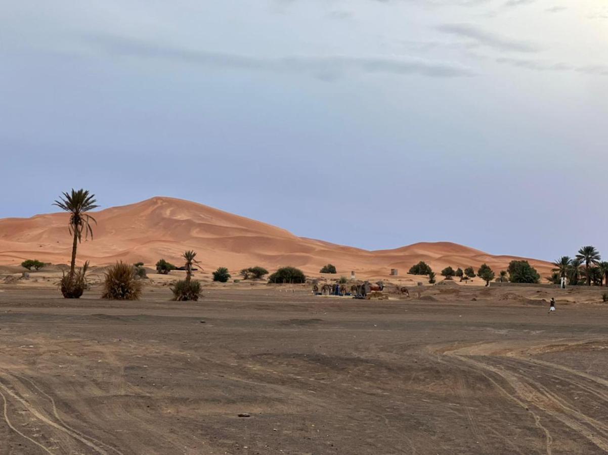 Riad Aicha & Camel Trekking เมอร์ซูกา ภายนอก รูปภาพ
