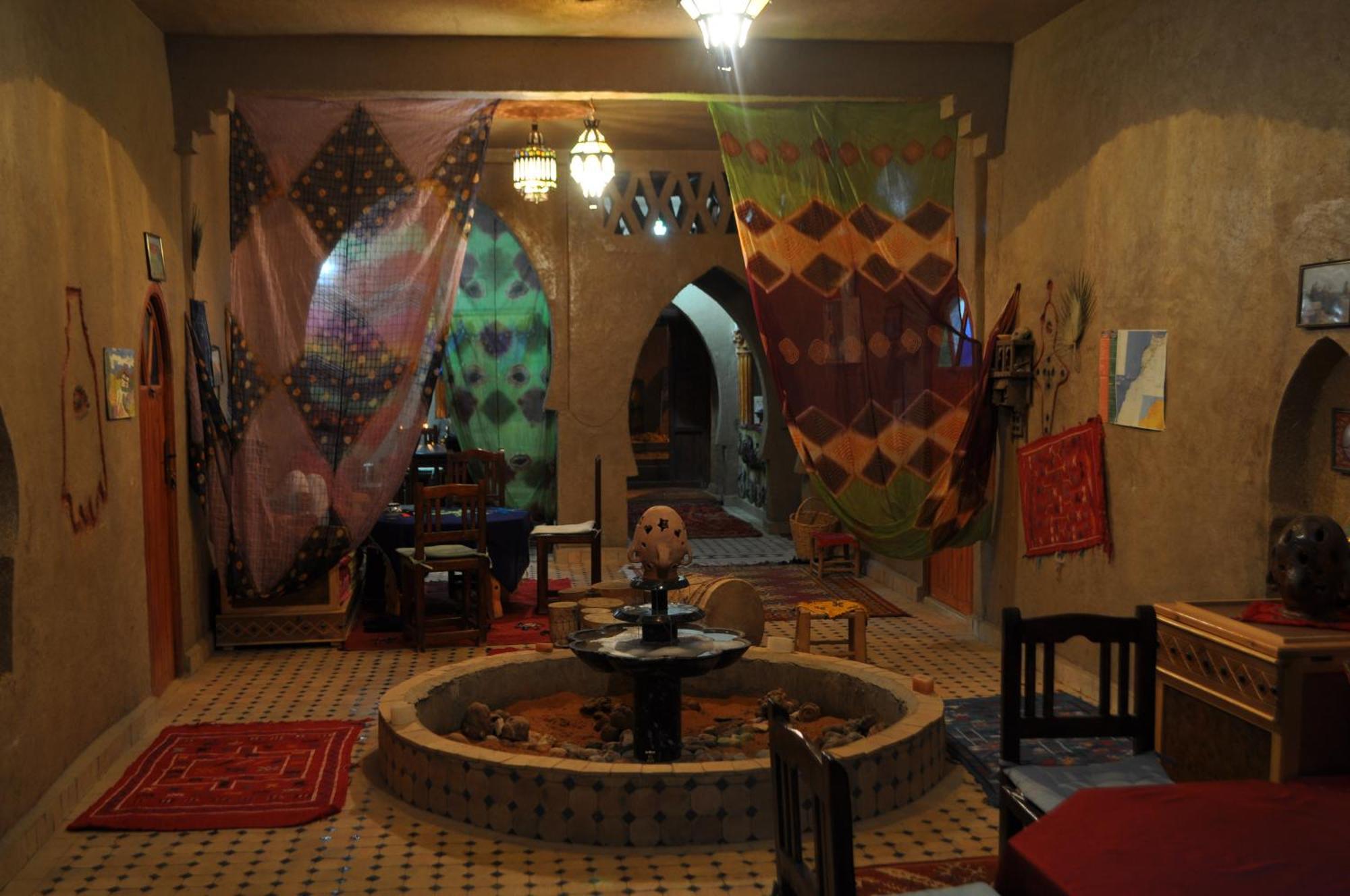 Riad Aicha & Camel Trekking เมอร์ซูกา ภายนอก รูปภาพ