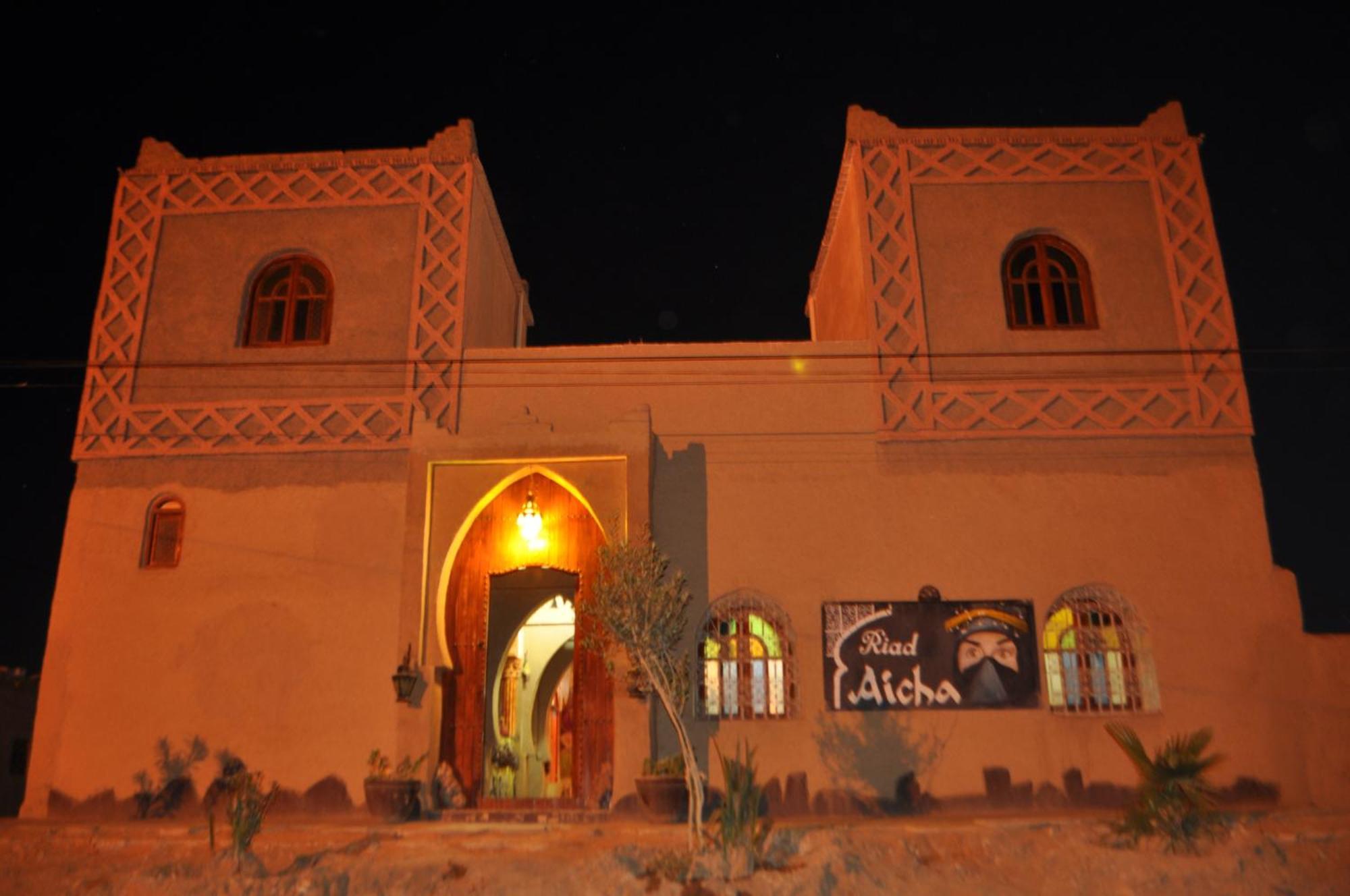 Riad Aicha & Camel Trekking เมอร์ซูกา ภายนอก รูปภาพ